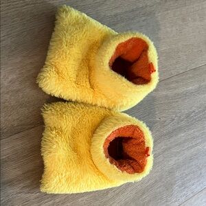 Wonder Nation Yellow Fuzzy Baby Slippers